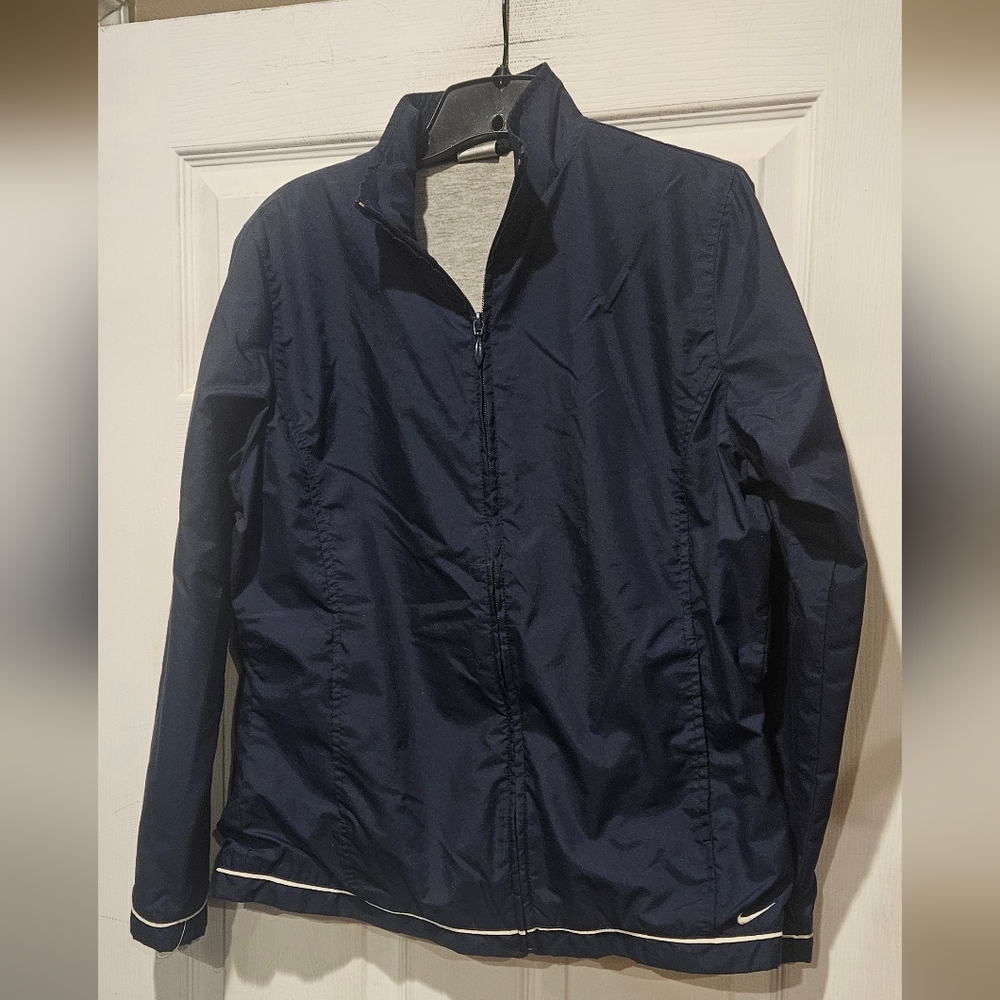 NIKE WINDBREAKER